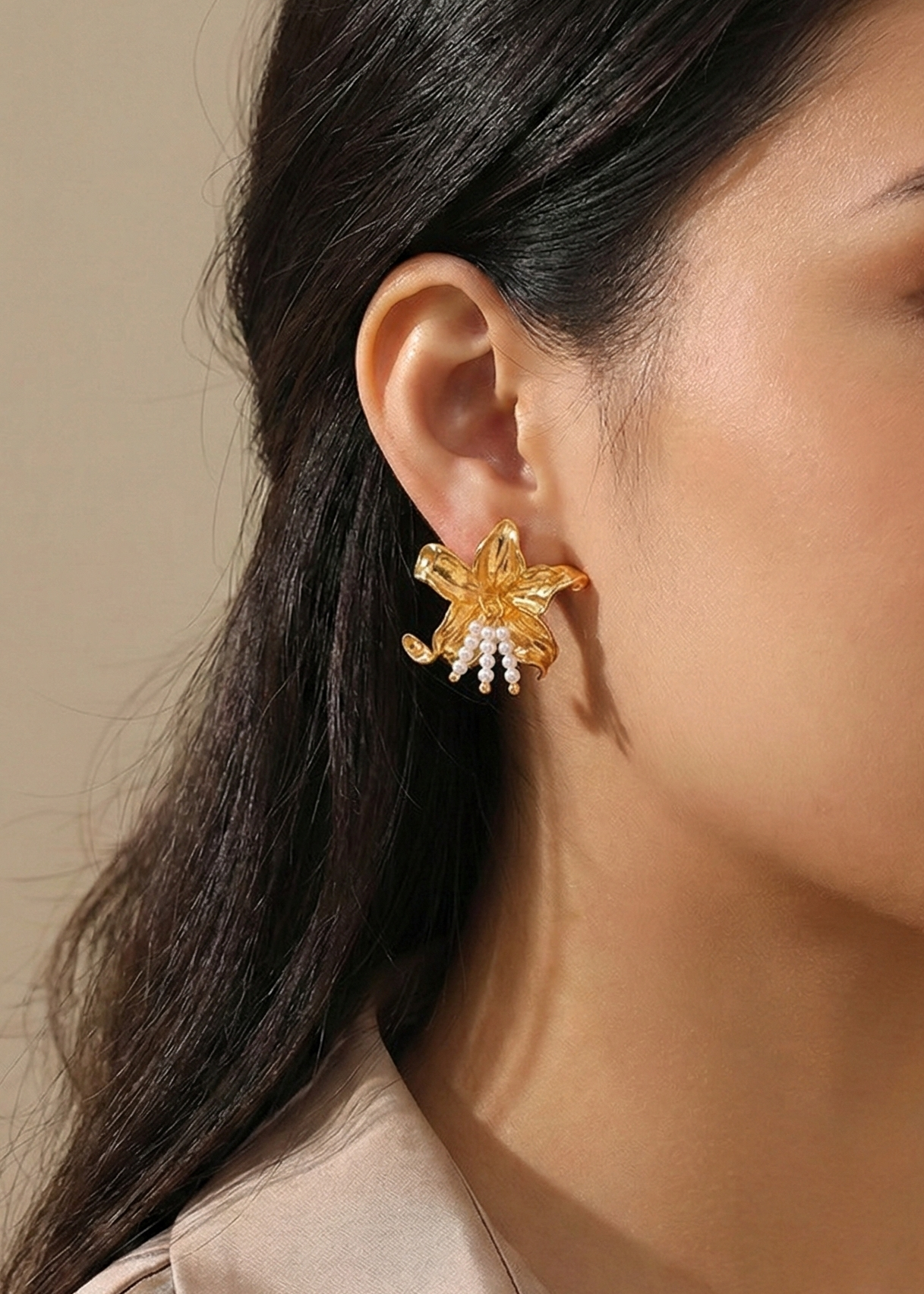 Lily Pearl Bloom Gold Studs