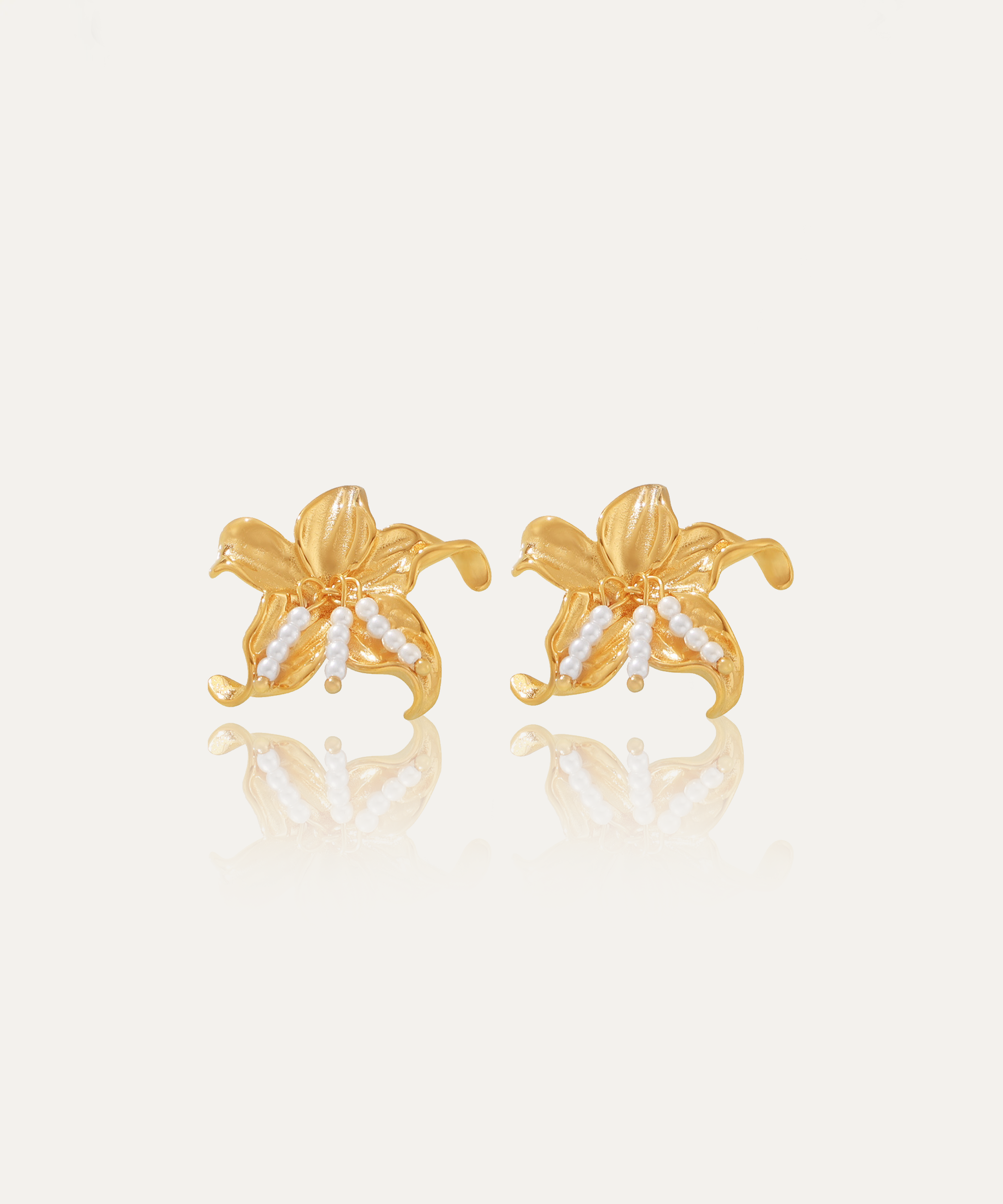 Lily Pearl Bloom Gold Studs
