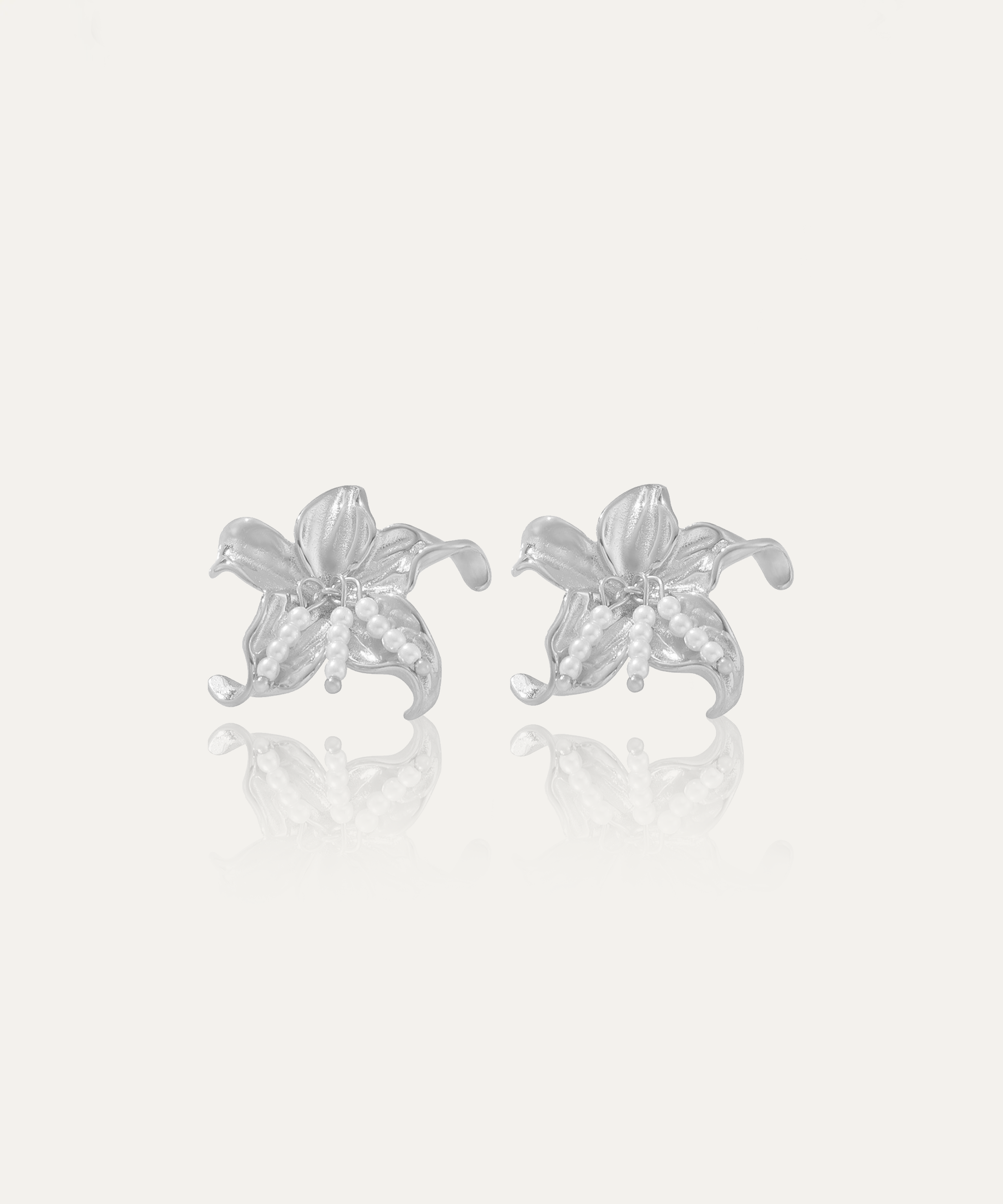 Lily Pearl Bloom Silver Studs
