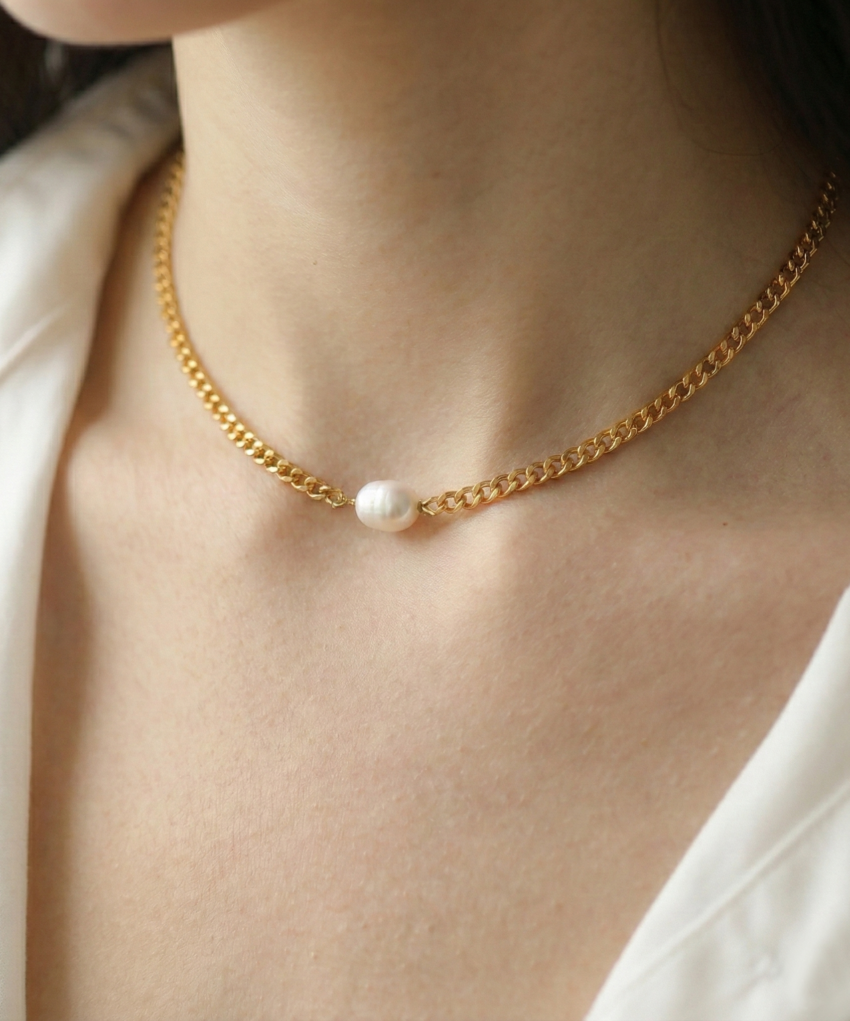 Freya Pearl Necklace