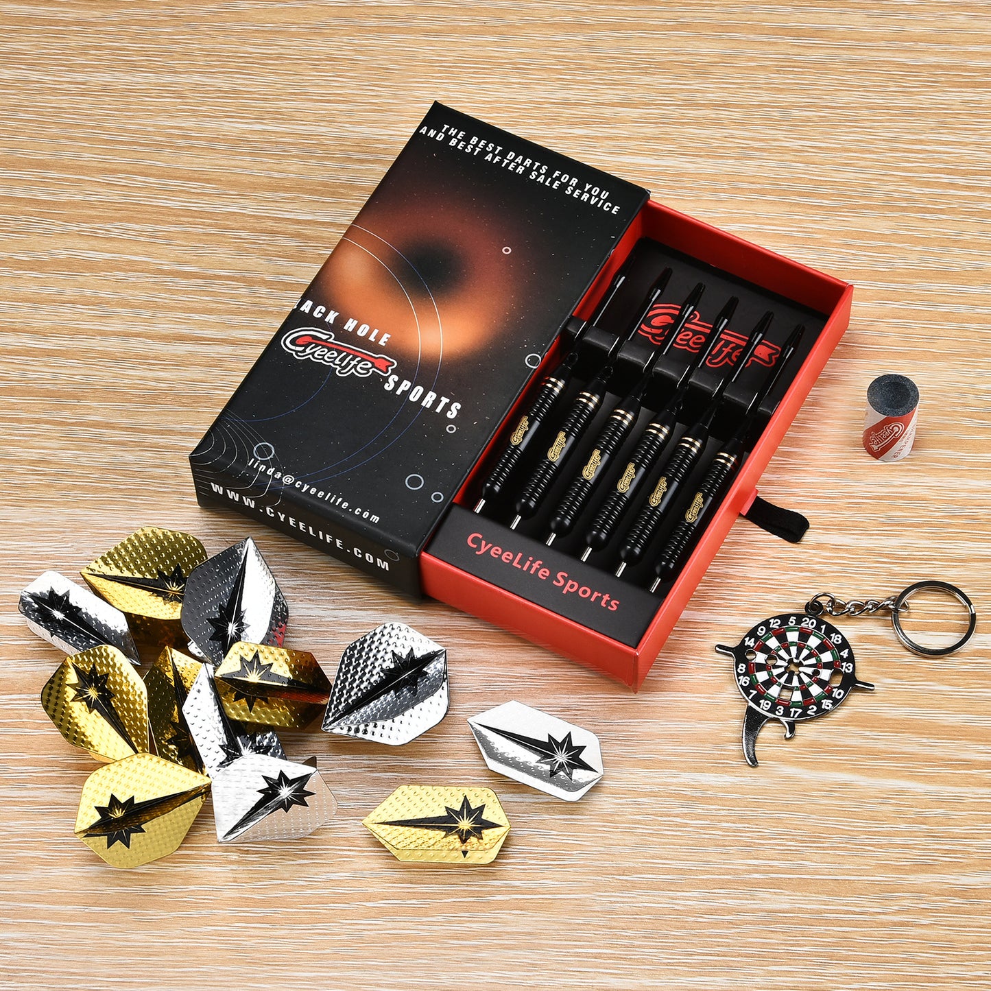 CyeeLife 6-Piece 22g Brass Steel Tip Dart Set