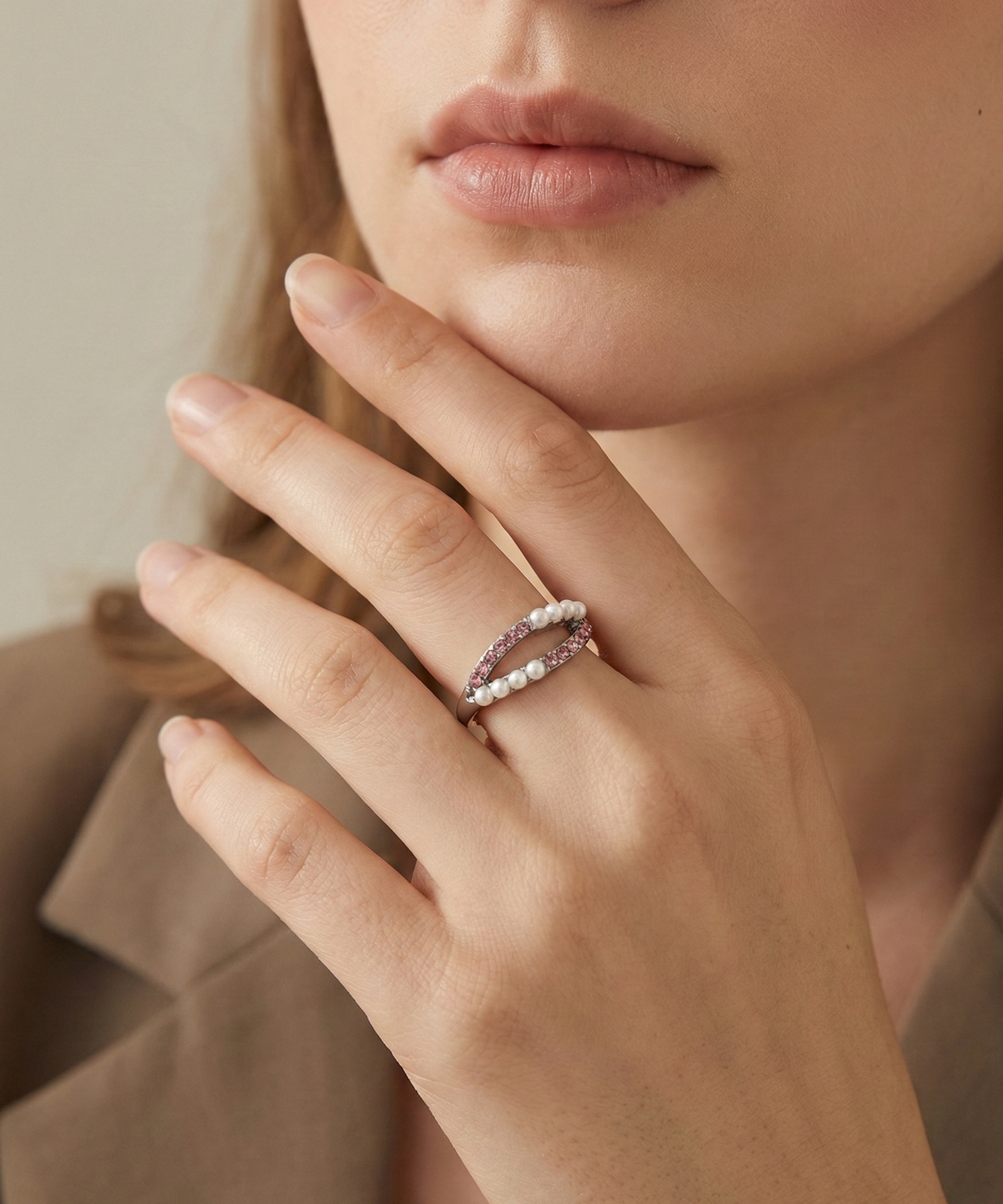 Rosé Shell Wave Silver Ring