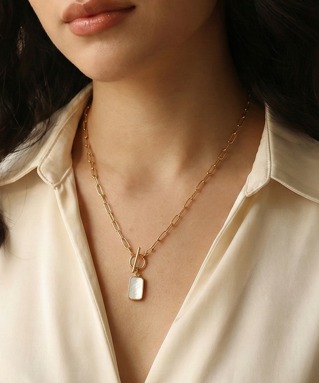 Lumina Gold Toggle Pendant Necklace