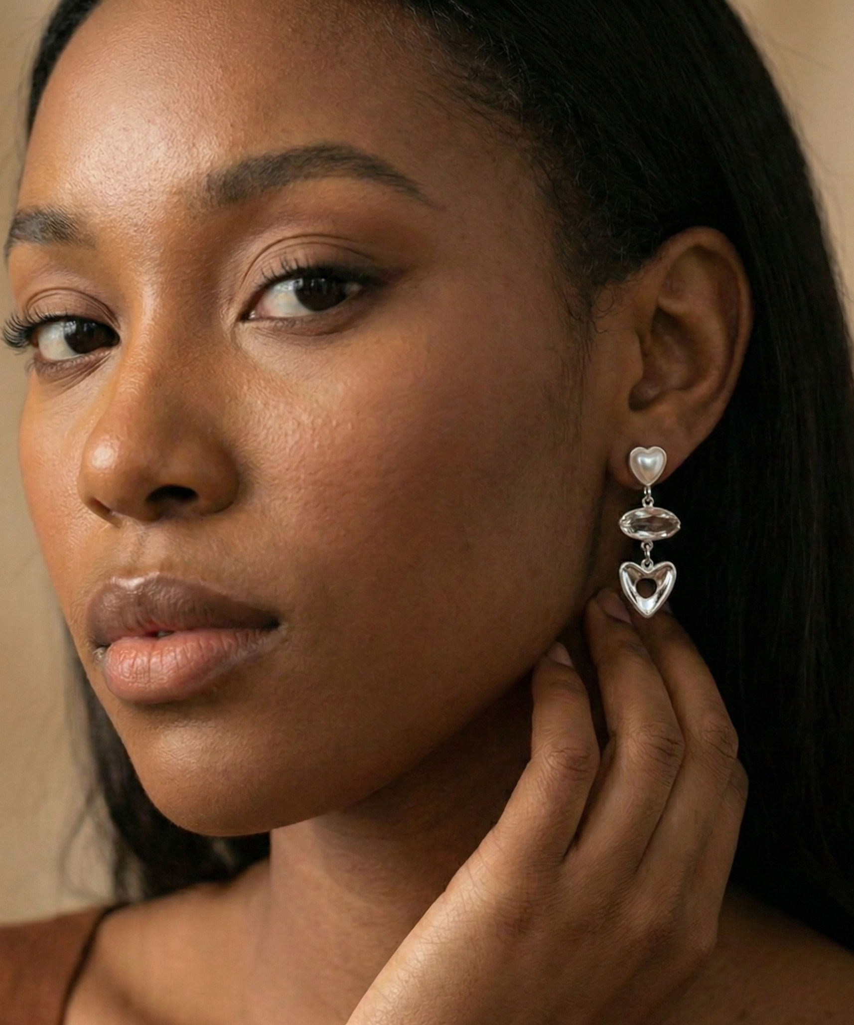Amour Silver Asymmetric Drops