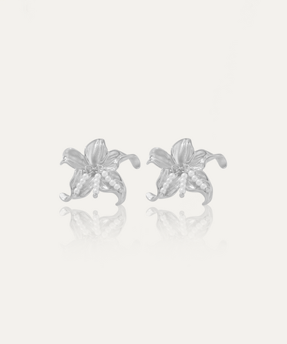 Lily Pearl Bloom Silver Studs