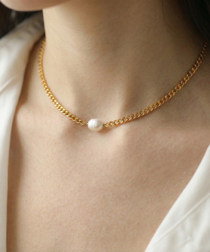 Freya Pearl Necklace