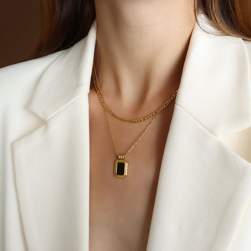 Mona Gold Layering Necklace